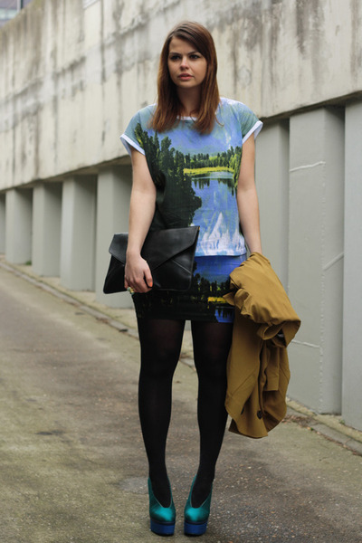 Acne Fashion Show on Acne Pumps  Motel Shirts  Beginningboutique Bags  Motel Skirts    Blue