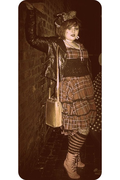 Skinhead Fashion Show on Pink Office Boots Red Collectif Dress Black Primark Jacket Black Sonia