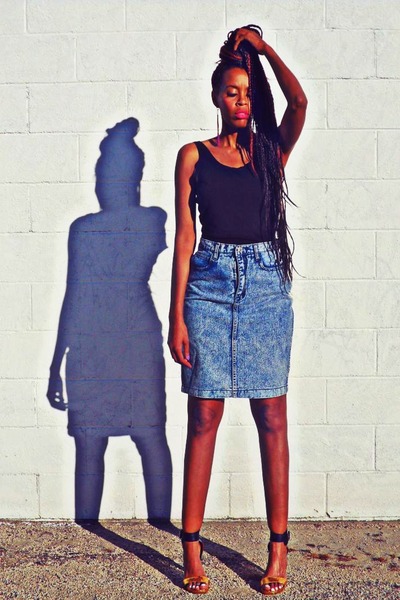Forever 21 bodysuit - thrifted vintage skirt - Urban Outfitters sandals