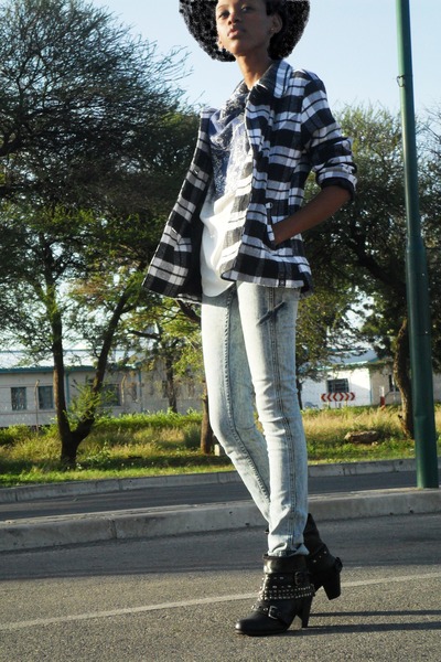 studded rage boots - denim Billabong jeans - tartan Soviet blazer