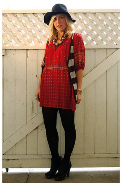 Fashion Clothing Store on Target Hats Random Brand Vests Hihlo Etsy Shop Dresses Jeffrey